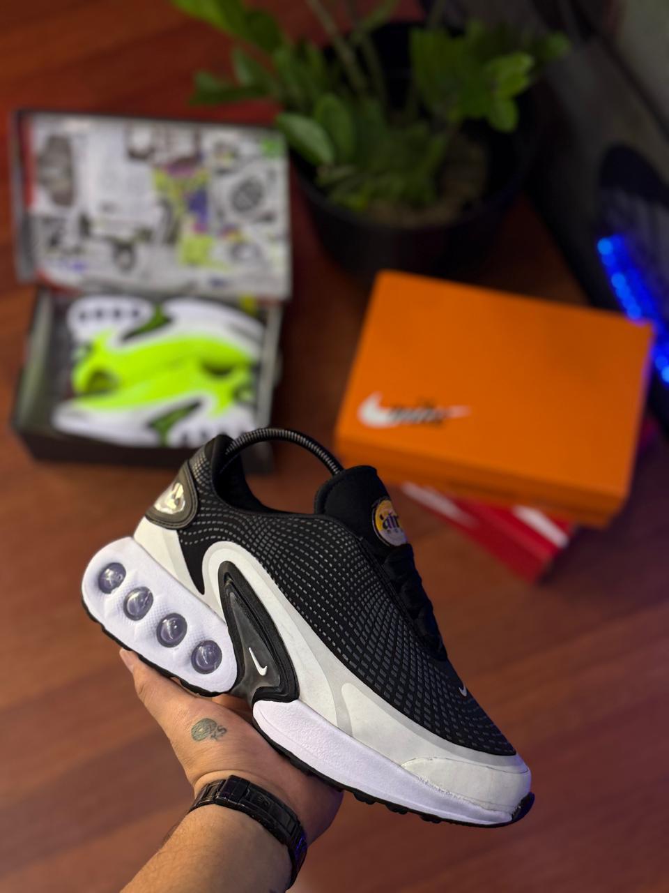 NIKE AIR MAX DN PREMIUM